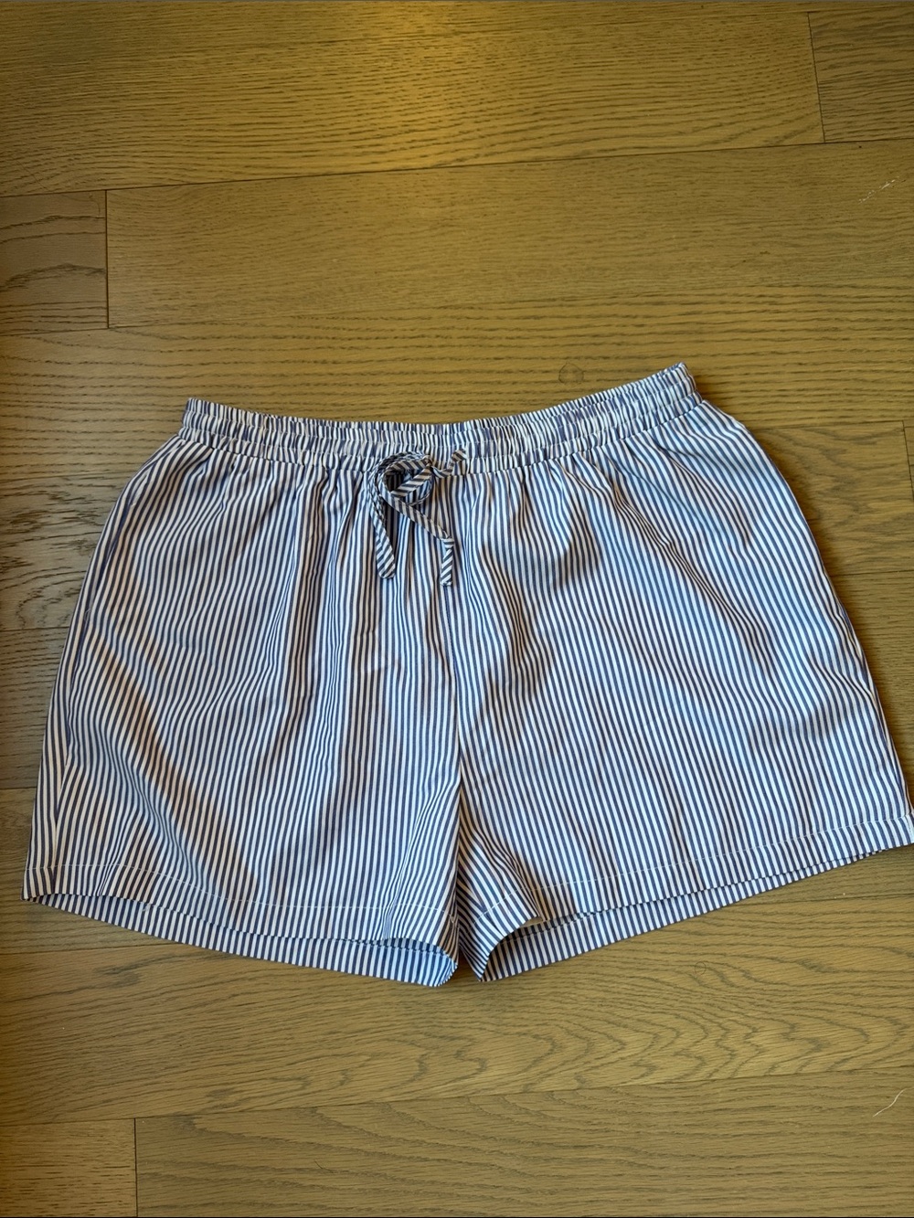 NWOT striped shorts